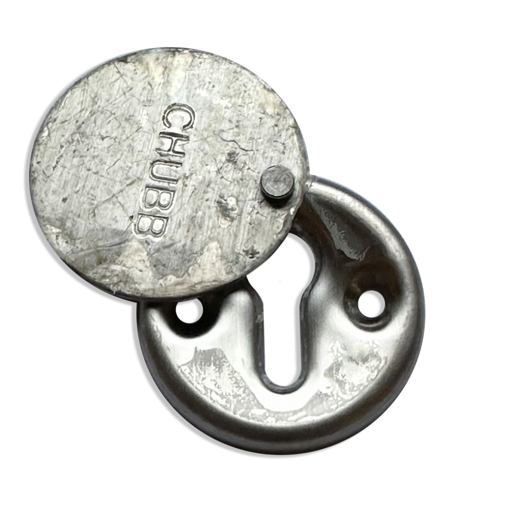 Chubb Covered Round Keyhole Escutcheon