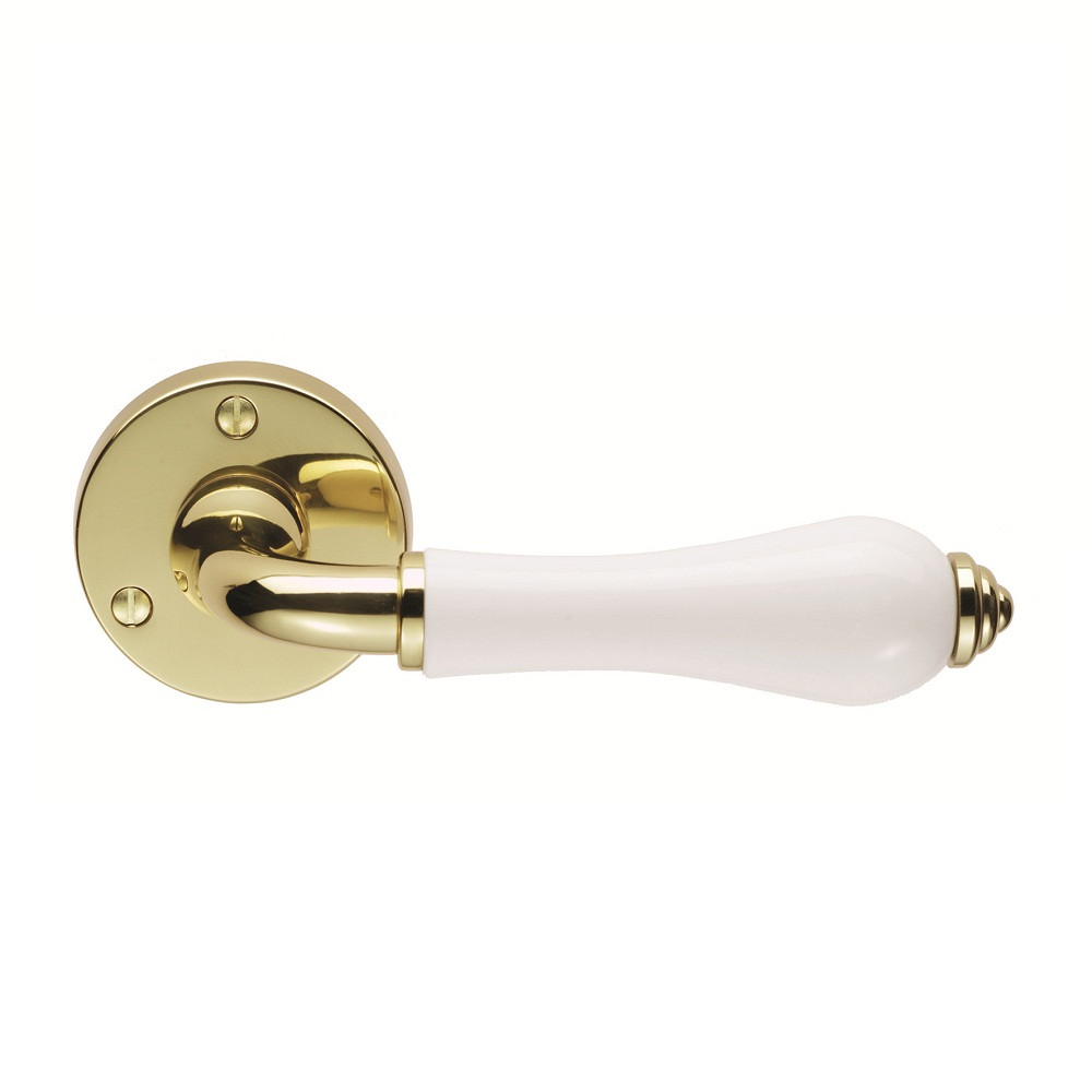 Carlisle Brass Porcelain Lever on Round Rose