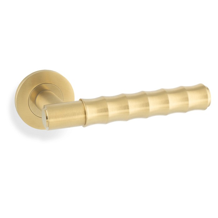 Alexander & Wilks Spitfire Bamboo Lever on Round Rose