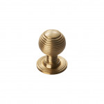 Carlisle Brass Queen Anne Cupboard Knob 23mm Ø